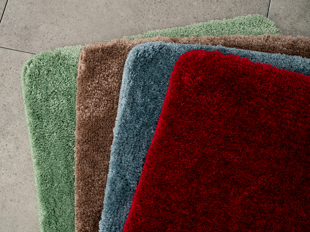 microfiber-polyester-bath-mats-decorative-rugs